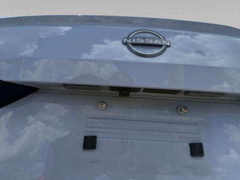 Used 2025 Nissan Altima 2.5 SR w/ SR Premium Package FWD image 16