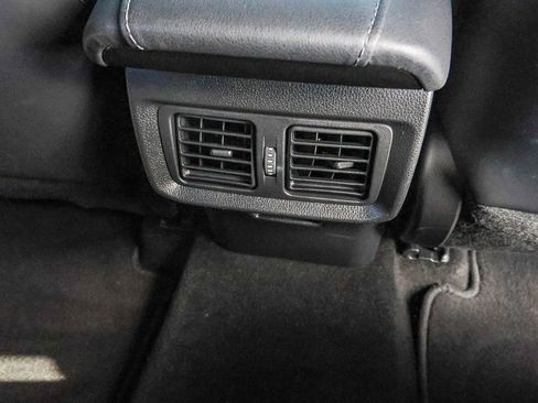 Used 2021 Toyota Venza Limited w/ Advanced Technology Package image 20