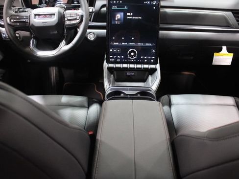 New 2026 GMC Terrain AT4 w/ Convenience Package III AWD/4WD image 30