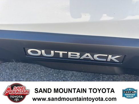 Used 2024 Subaru Outback Premium image 9