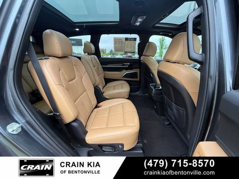 Used 2022 Kia Telluride SX FWD image 33