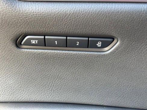 Used 2024 Cadillac XT6 Sport w/ Technology Package image 26