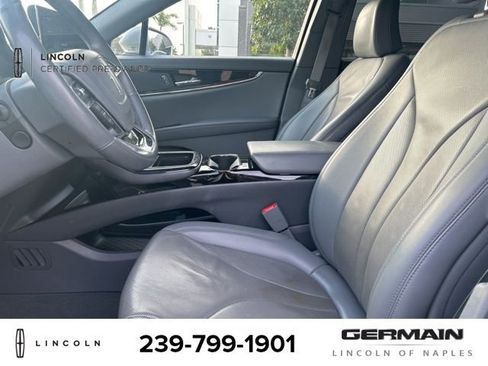 Certified 2022 Lincoln Nautilus Reserve image 12