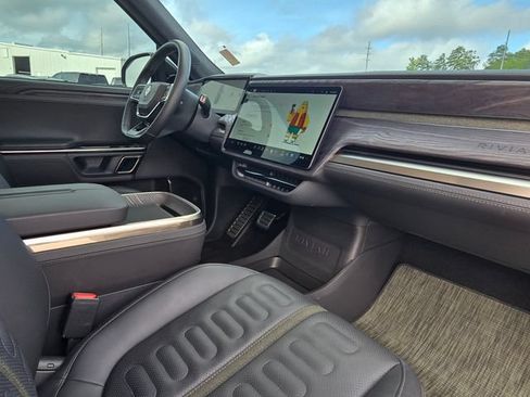 Used 2023 Rivian R1S Adventure AWD/4WD image 22