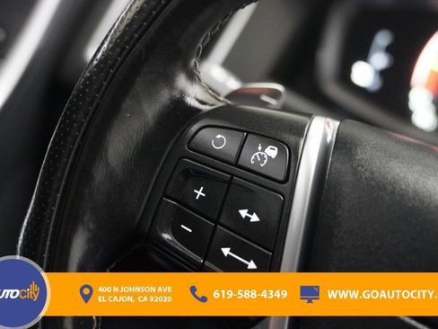 Used 2017 Volvo XC60 T6 R-Design w/ Climate Package image 18