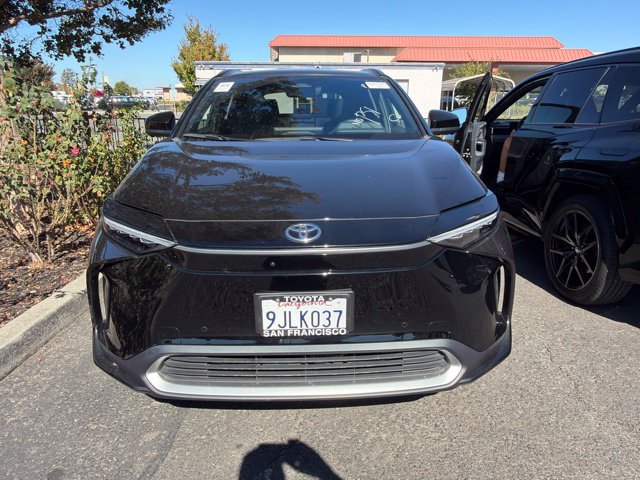 Used 2023 Toyota bZ4X AWD image 8