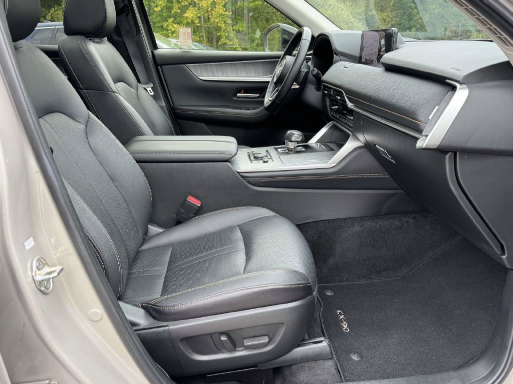 Used 2026 MAZDA CX-90 3.3 Turbo w/ Premium Sport Pkg AWD/4WD image 15