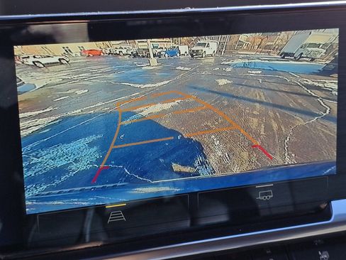 Used 2024 Chevrolet Silverado 1500 LT image 4