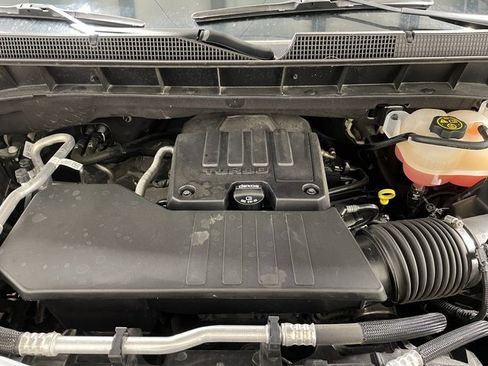 Used 2023 Chevrolet Silverado 1500 LT image 23