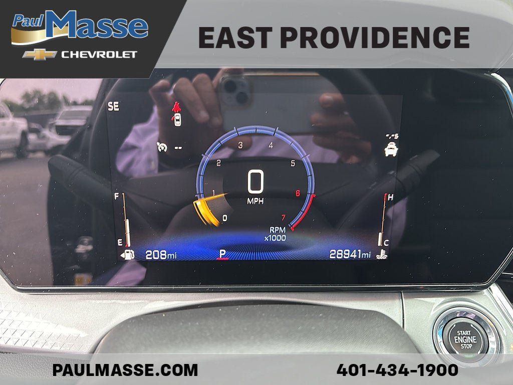 Certified 2024 Chevrolet Trax LT w/ LT Convenience Package FWD image 10