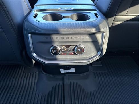New 2025 Ford Expedition Max Platinum w/ Stealth Performance Package image 22
