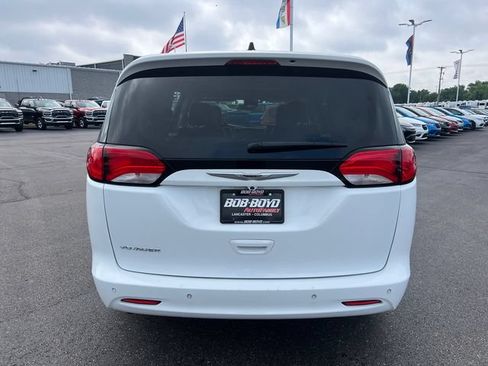 Used 2021 Chrysler Voyager Lxi w/ Cold Weather Group FWD image 6