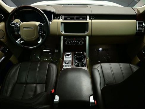 Used 2017 Land Rover Range Rover Supercharged image 4