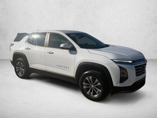 Used 2026 Chevrolet Equinox LT AWD/4WD image 3