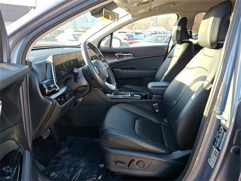 Certified 2025 Kia Sportage EX image 14