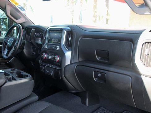 Used 2021 GMC Sierra 3500 SLE w/ SLE Value Package image 32