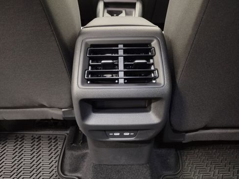 New 2026 Volkswagen Tiguan S image 31