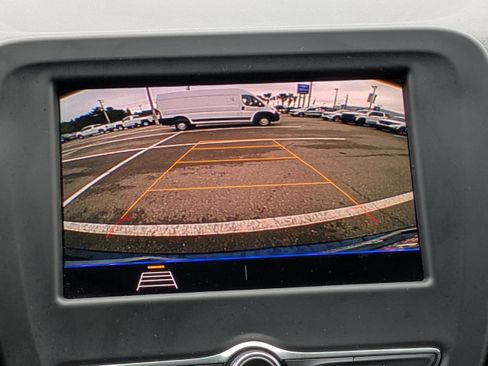 Used 2020 Chevrolet Equinox LT image 21