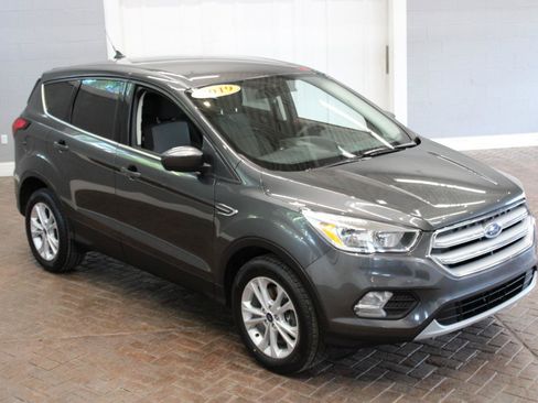 Used 2019 Ford Escape SE AWD/4WD image 24