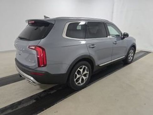 Used 2020 Kia Telluride EX w/ Towing Package FWD image 4