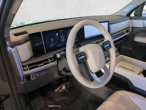 Used 2024 Hyundai Santa Fe Limited image 7