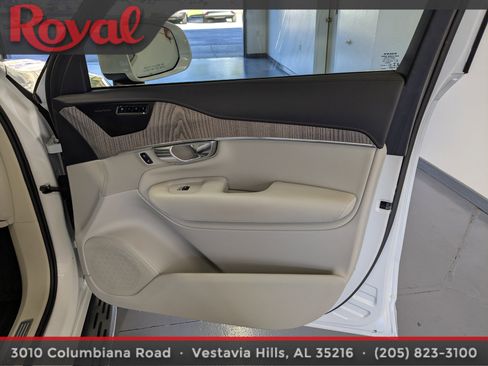 Used 2022 Volvo XC90 T6 Inscription w/ Advanced Package image 7
