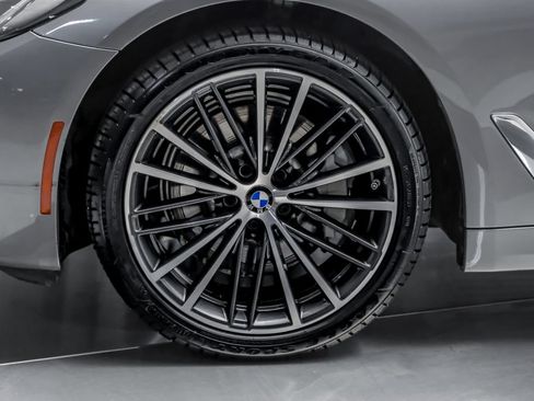 Used 2023 BMW 530i w/ Premium Package RWD image 56