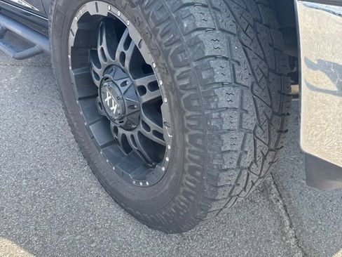 Used 2017 RAM 1500 Big Horn AWD/4WD image 4