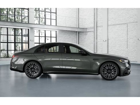 New 2026 Mercedes-Benz E 53 AMG e 4MATIC Sedan image 15