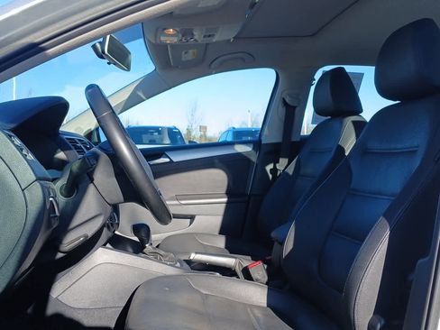 Used 2011 Volkswagen Jetta TDI image 11