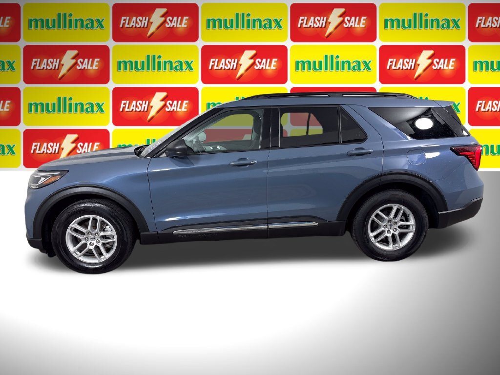 Certified 2025 Ford Explorer Active RWD image 12