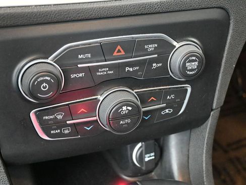 Used 2022 Dodge Charger GT w/ Performance Handling Group image 27