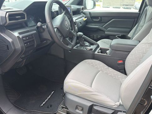 New 2026 Toyota Tacoma SR5 AWD/4WD image 12