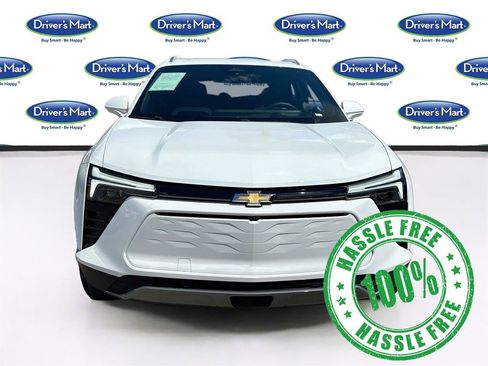 Used 2024 Chevrolet Blazer EV LT AWD/4WD image 2