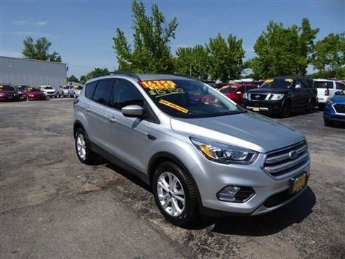 Used 2019 Ford Escape SEL FWD image 4