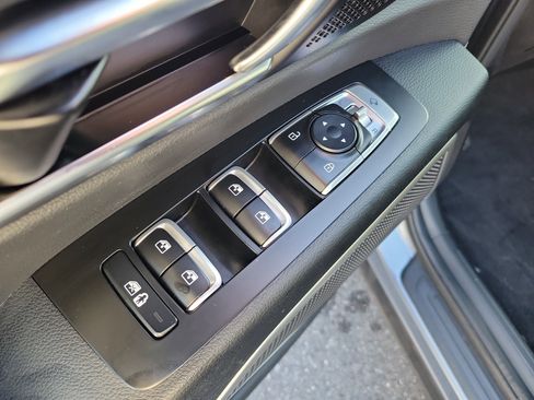 Certified 2023 Kia Telluride EX w/ EX Captain's Chair Package image 22