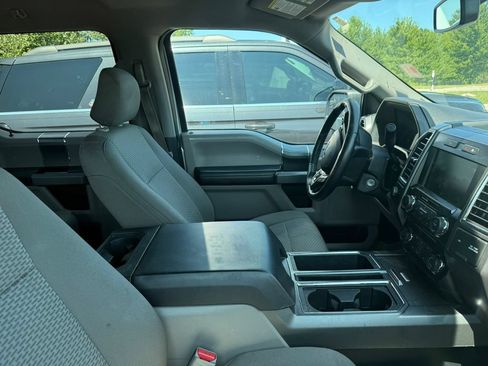 Used 2015 Ford F150 XLT w/ Equipment Group 302A Luxury AWD/4WD image 9