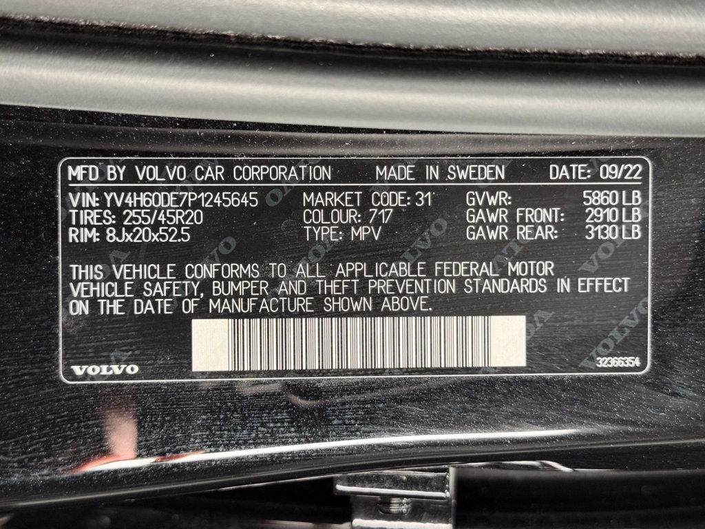 Used 2023 Volvo XC60 T8 Plus w/ Protection Package Premier AWD/4WD image 26
