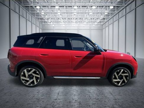 Used 2025 MINI Cooper Countryman S w/ Comfort Package Max AWD/4WD image 8