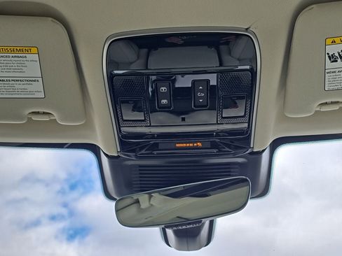 New 2026 Land Rover Range Rover SE AWD/4WD image 23