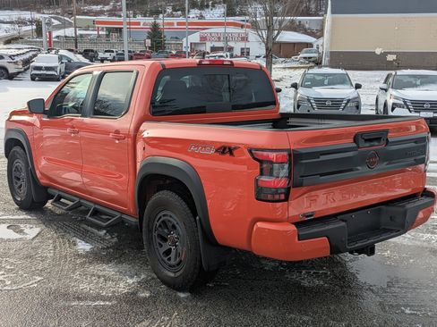 Used 2025 Nissan Frontier PRO-4X w/ Pro Convenience Package image 5