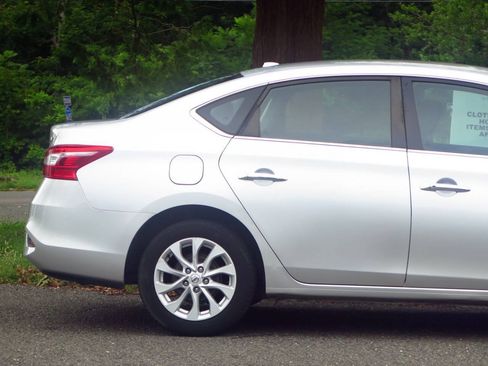 Used 2019 Nissan Sentra SV FWD image 25