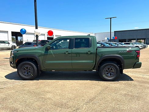 New 2026 Nissan Frontier PRO-4X w/ Pro Premium Package AWD/4WD image 5