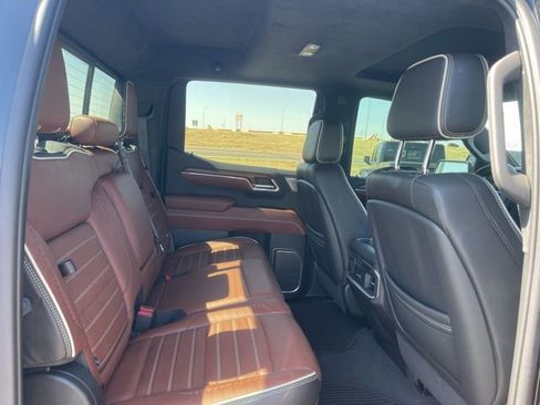 Used 2023 GMC Sierra 1500 Denali Ultimate image 16