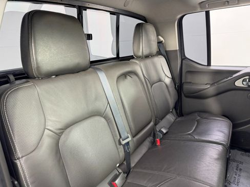 Used 2016 Nissan Frontier PRO-4X w/ Pro-4x Luxury Package image 34