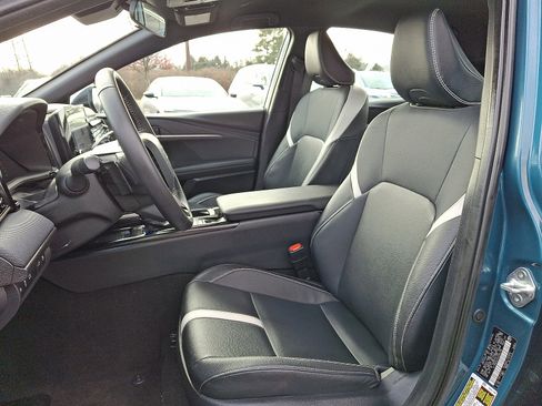 Certified 2025 Toyota Camry SE image 13