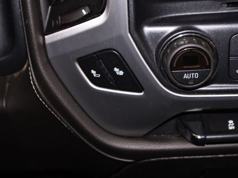 Used 2019 GMC Sierra 1500 SLE w/ SLE Value Package AWD/4WD image 29