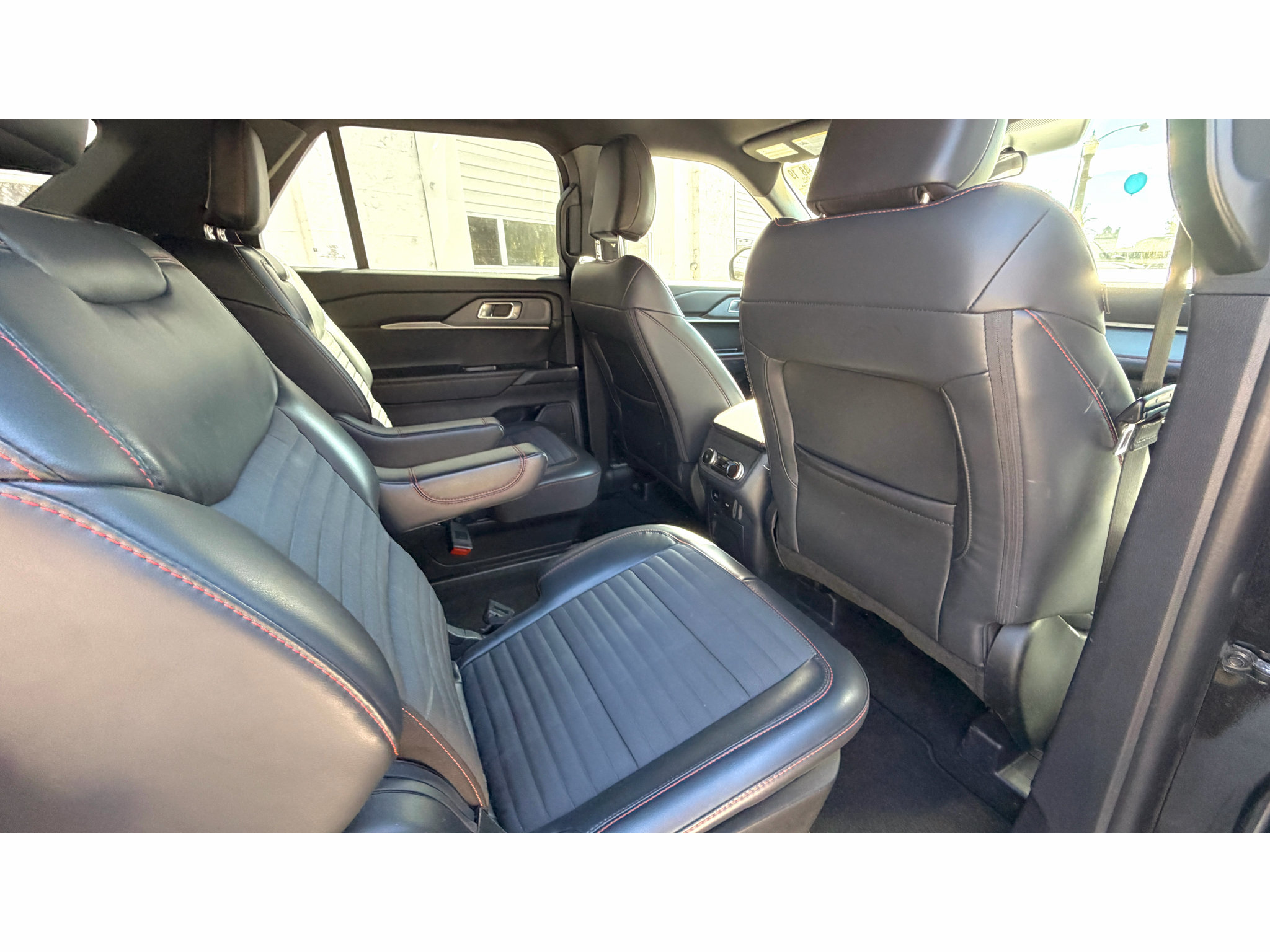 Used 2026 Ford Explorer ST-Line AWD/4WD image 14