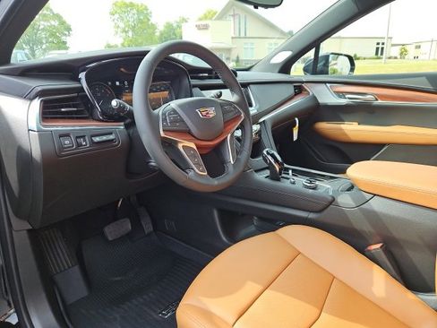New 2025 Cadillac XT5 Premium Luxury w/ Technology Package image 18