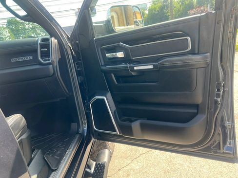 Used 2019 RAM 2500 Laramie AWD/4WD image 30